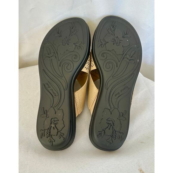 Easy Street Women's Coho Slide Sandals Sand Size 9N New with Tags and Box - Picture 6 of 6